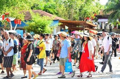 三亞旅行社考察踩線 加強(qiáng)大小洞天景區(qū)合作